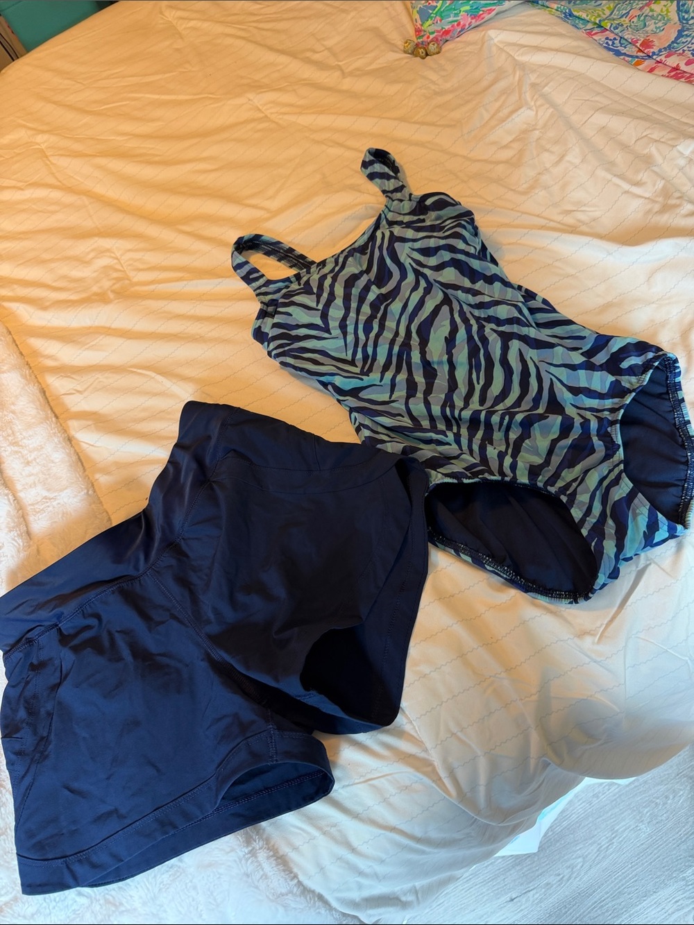 Women’s lands end Navy Zebra-Print One-Piece Swimsuit and swim shorts